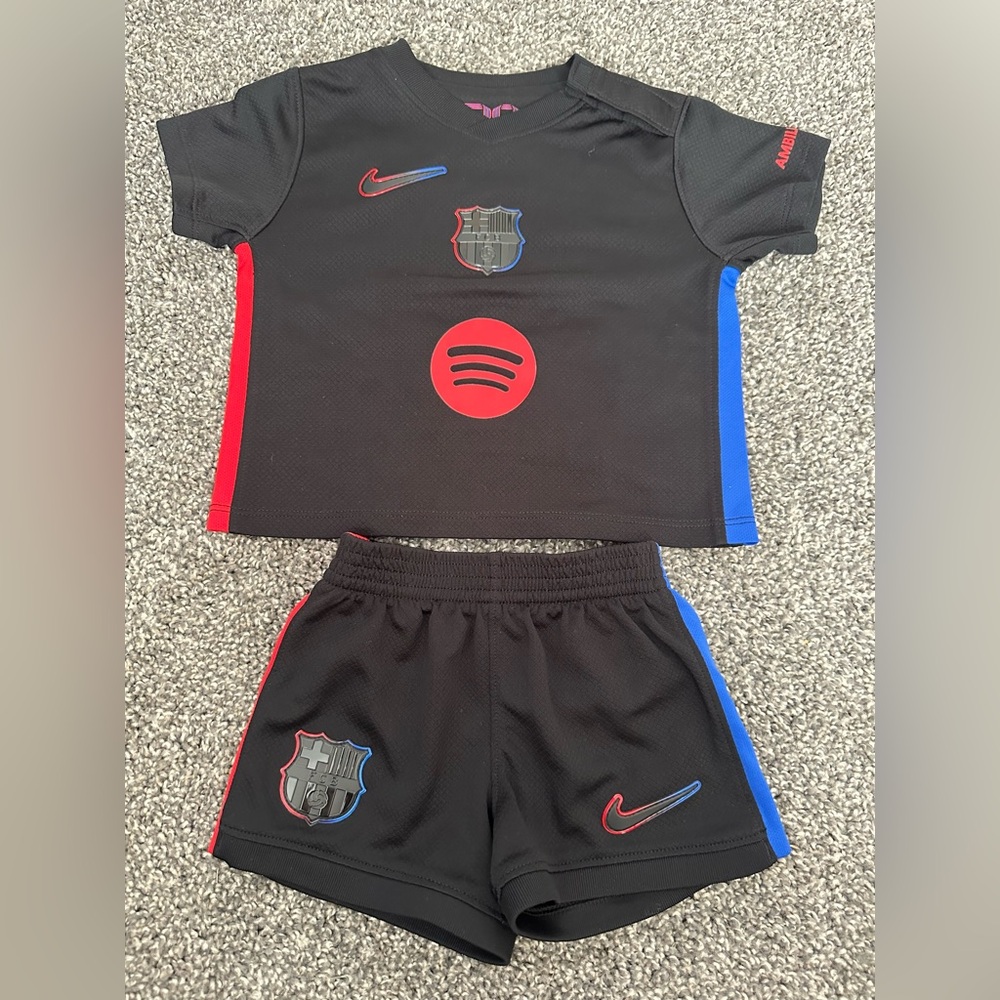 Nike Kids FC Barcelona Black Jersey & Shorts Set with Red and Blue Accents 24/25